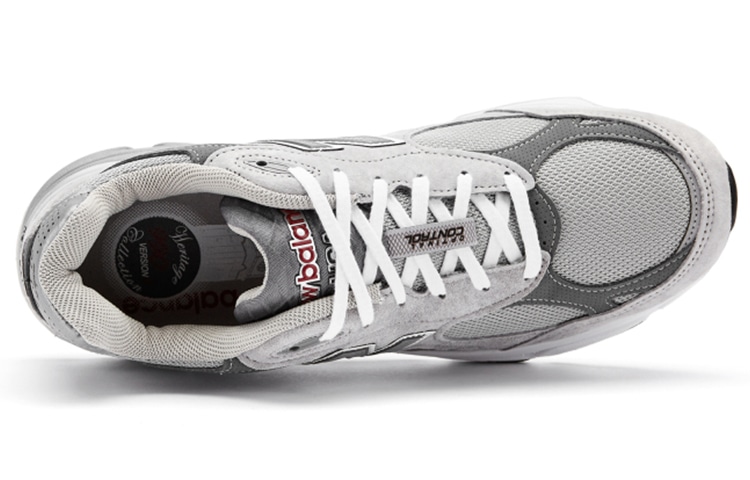 New Balance 990 V3
