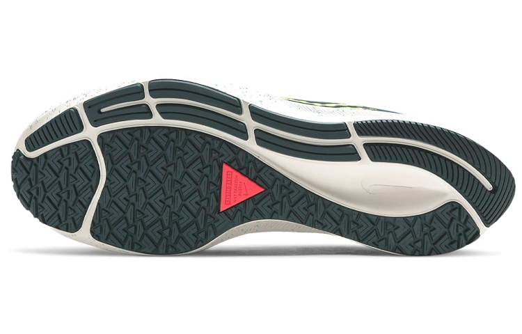 Nike Pegasus 37 Shield — фото 5