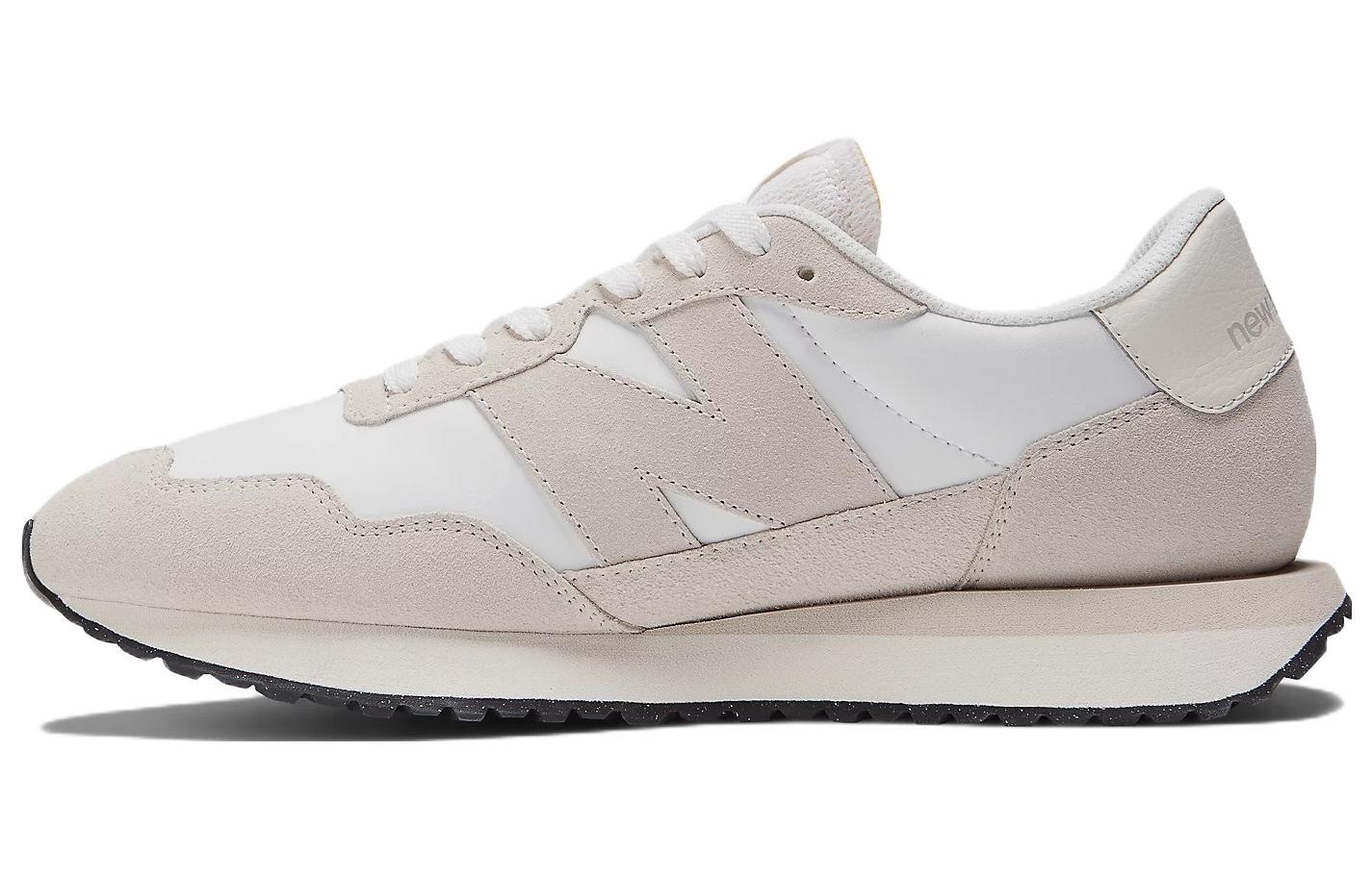 New Balance 237