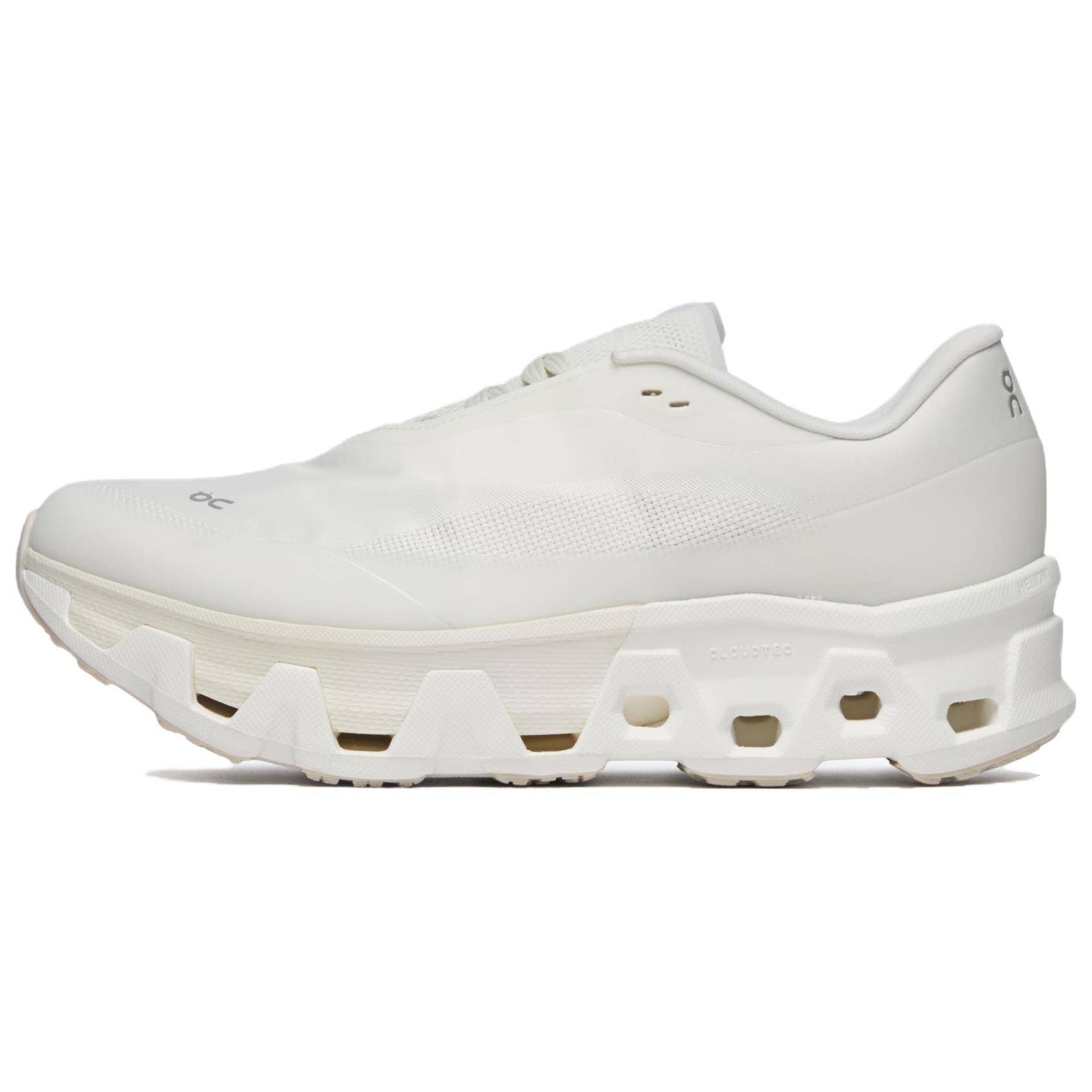 On昂跑 On Cloudmonster White