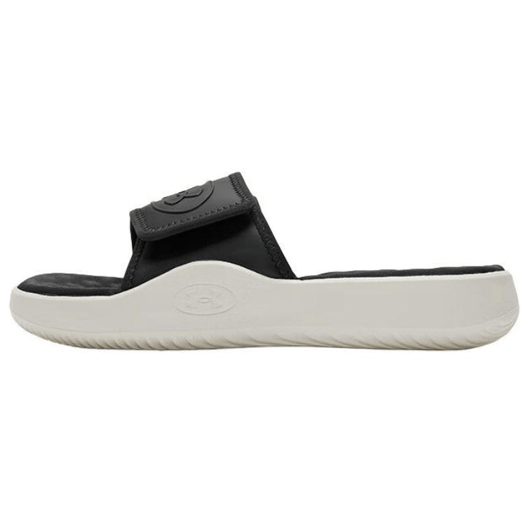 Under Armour Ignite Pro 8 Black White