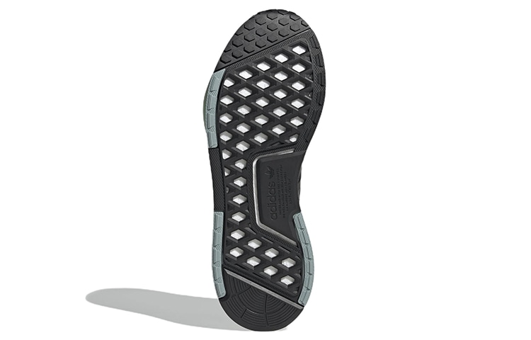 adidas originals adidas NMD_R1 V3 Black Green — фото 5