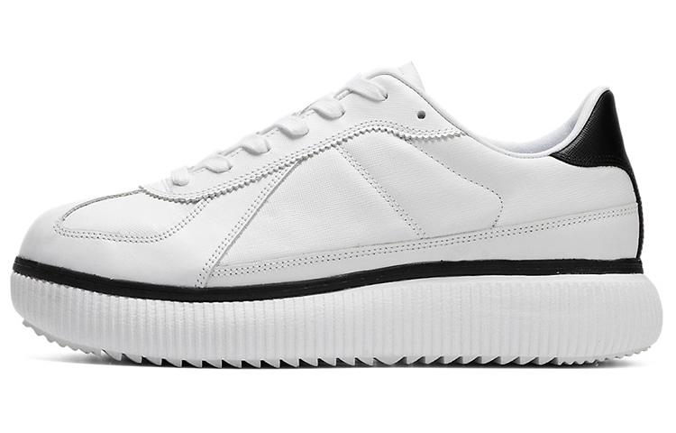 Onitsuka Tiger Delecity White