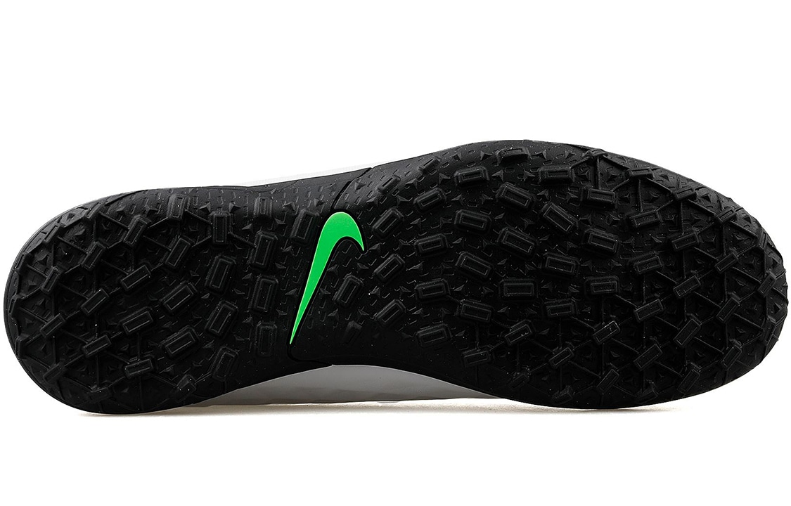 Nike Tiempo Legend 8 Club TF — фото 4