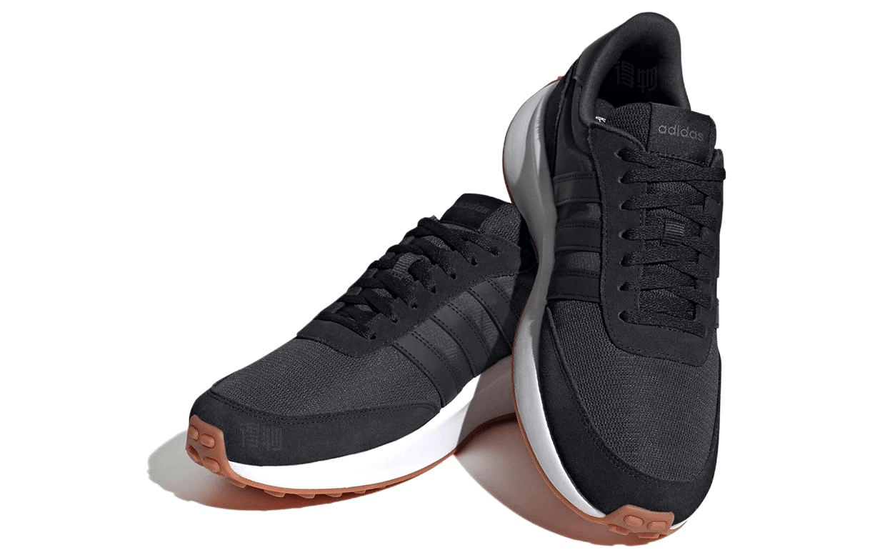 Adidas RUN 70s Black — фото 2