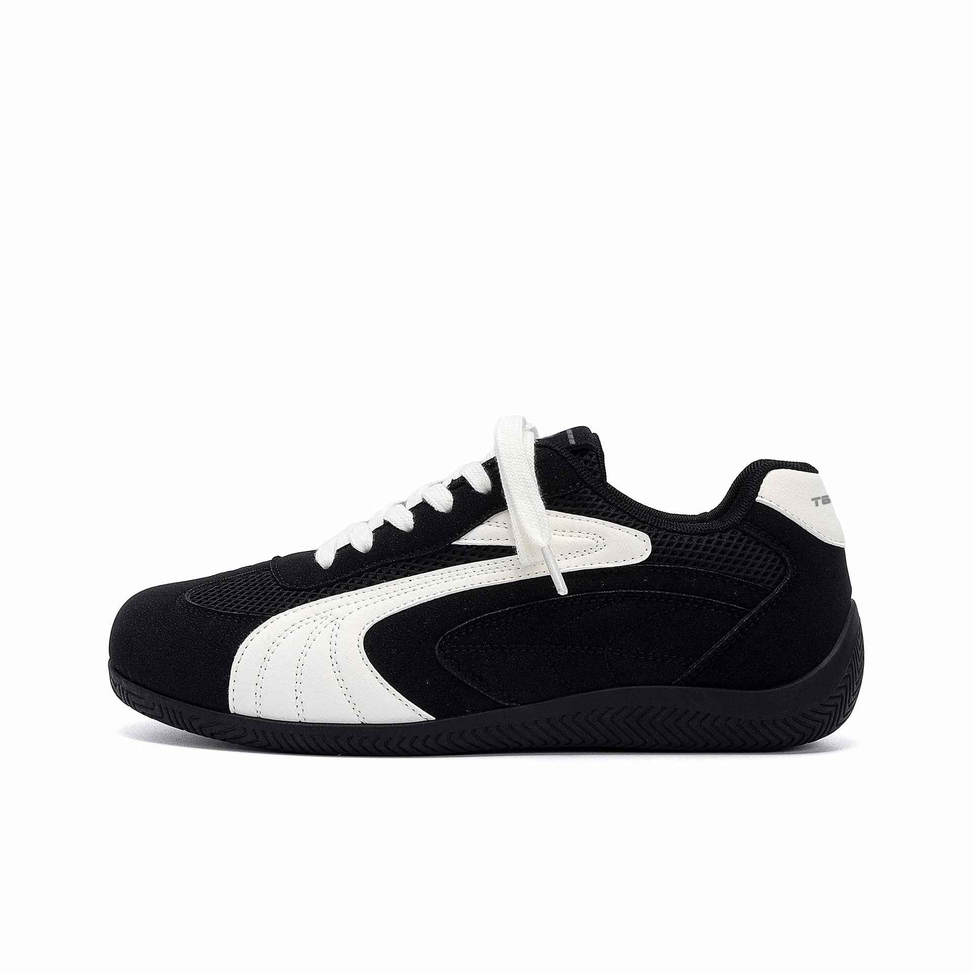 T628 Synthetic Leather Low Casual Sneakers