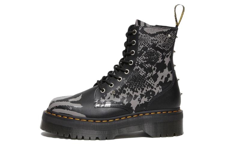 DR.MARTENS Dr. Martens