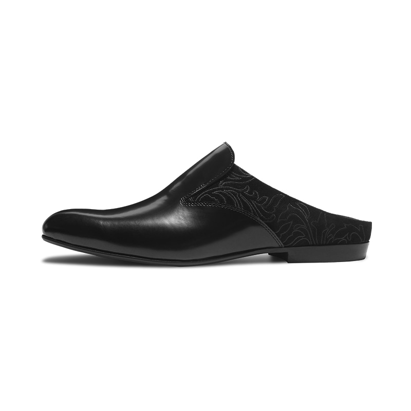 Terra Incognita Rose Embroidered Chelsea Slides