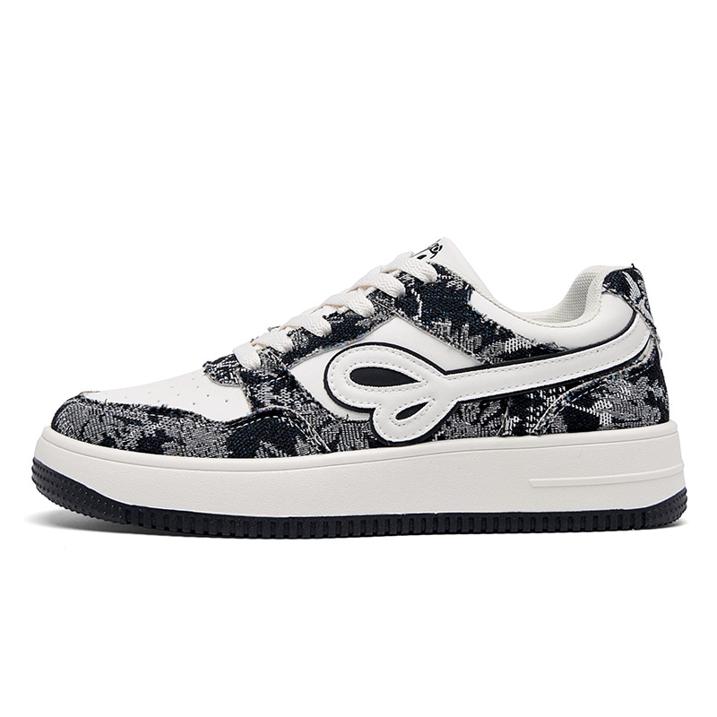 KOMETA.A Low Top Sneakers