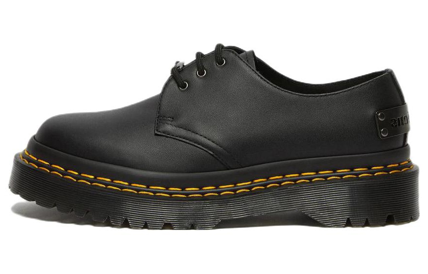 DR.MARTENS Dr. Martens