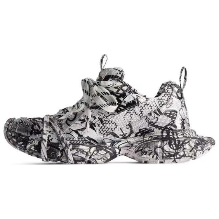 Balenciaga 3XL