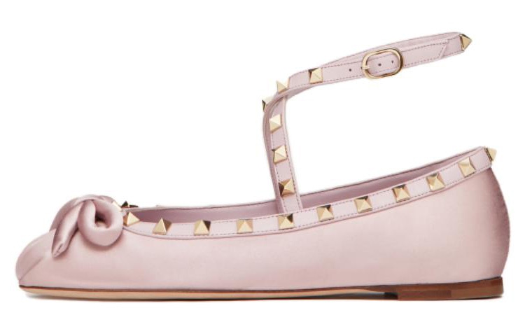 Valentino Rockstud