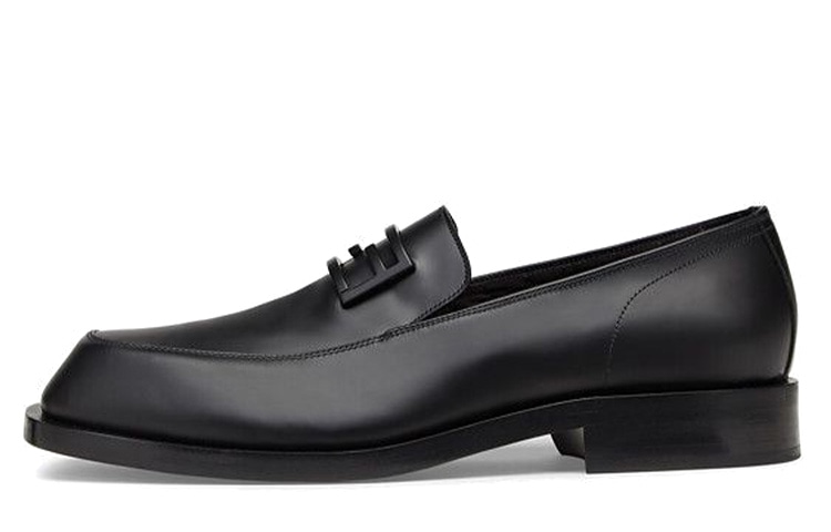FENDI/芬迪 Fendi Leather Loafers Black