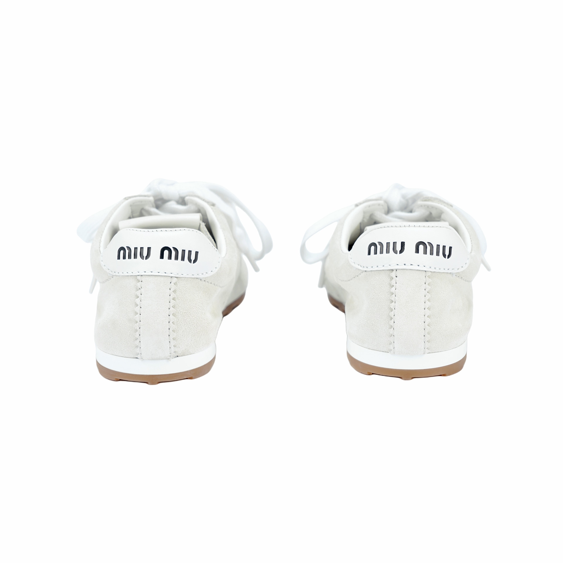 Miu Miu Beige Low-Top Sneakers — фото 3
