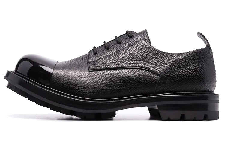 Alexander McQueen Wander Lace-Up Sneakers Black