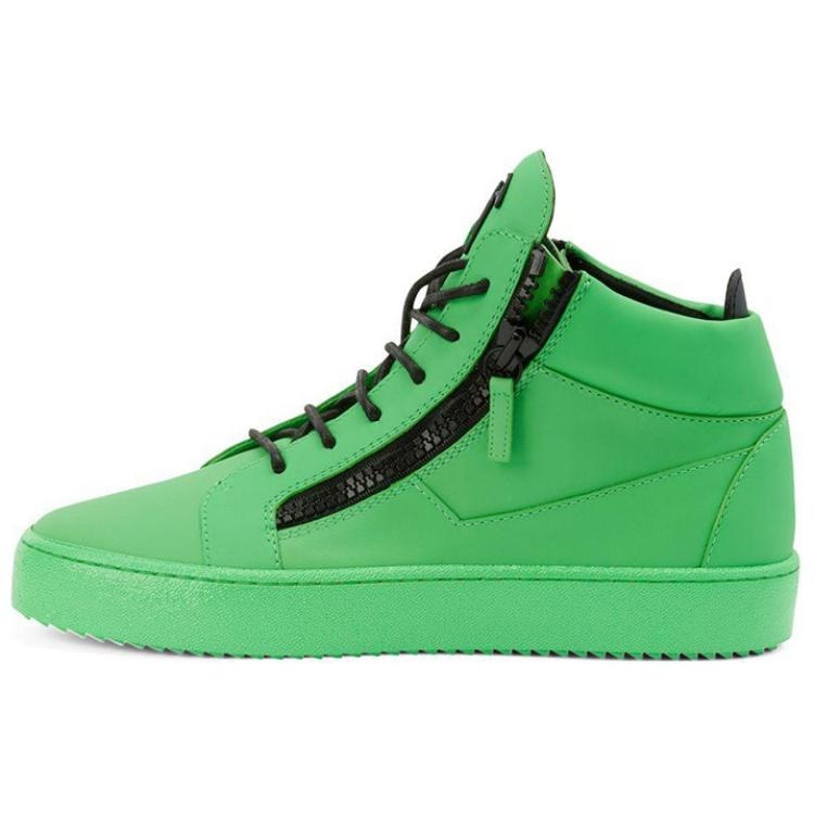 giuseppe zanottiGZ Kriss