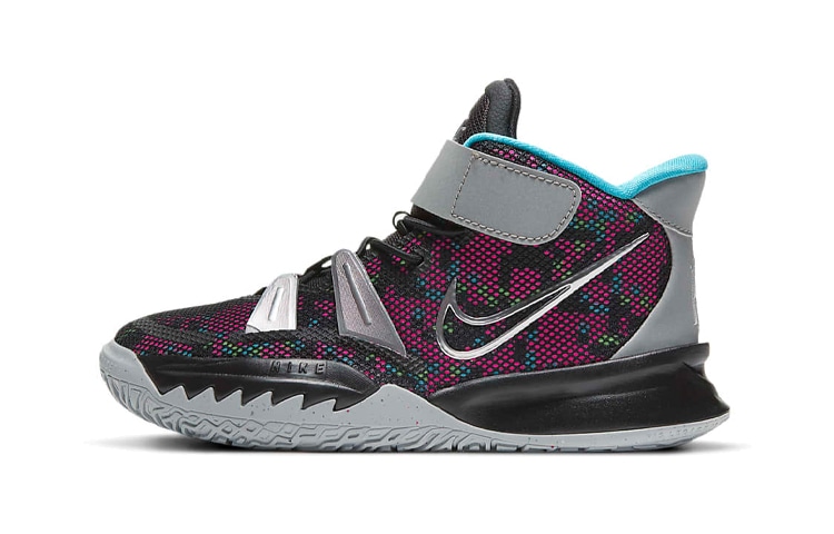 Nike Kyrie 7