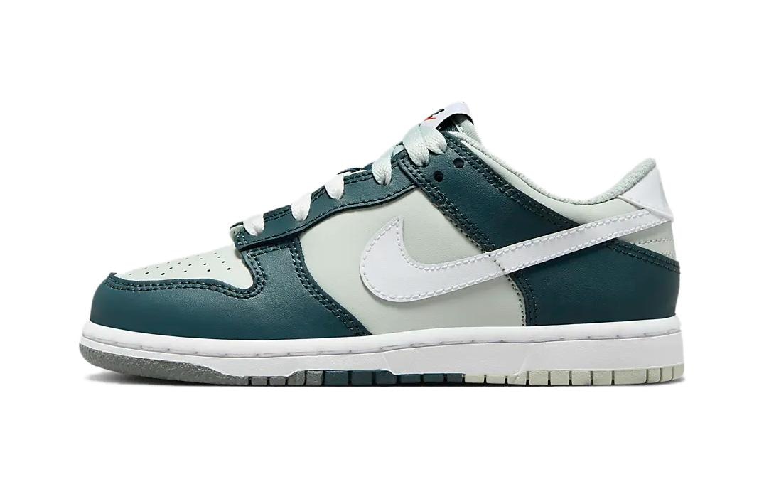 Nike Dunk Low