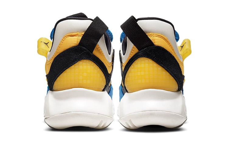 Jordan MA2 University Gold GS — фото 6