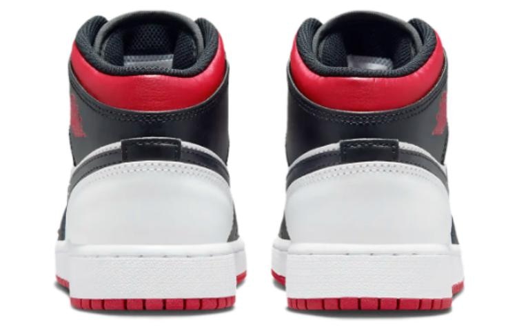 Jordan Air Jordan 1 Mid GS — фото 10
