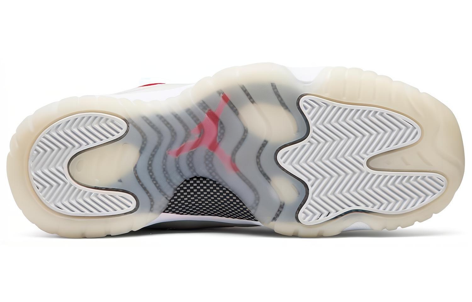 Jordan Air Jordan 11 Platinum Tint GS — фото 6