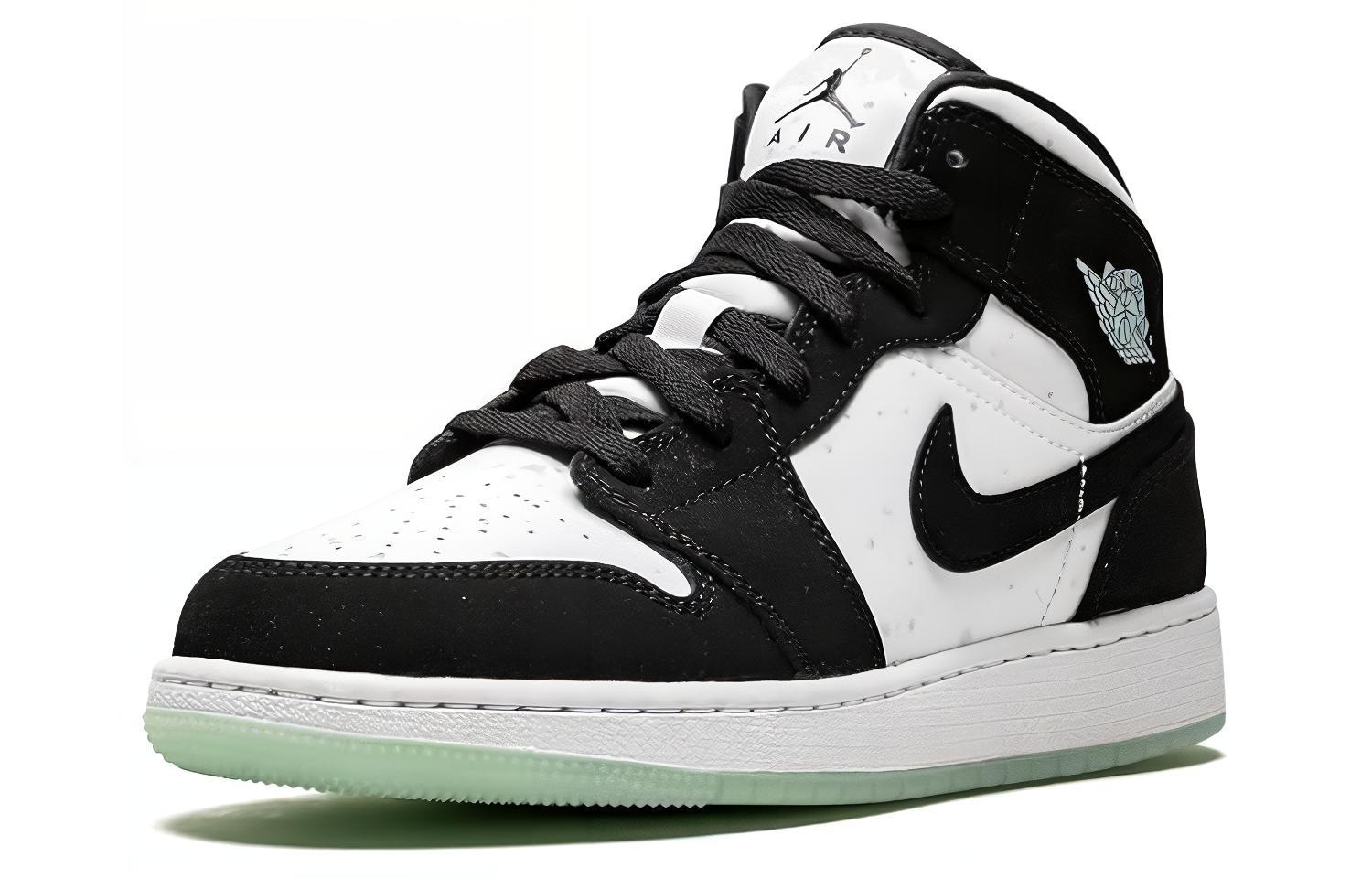 Jordan Air Jordan 1 Mid SE GS — фото 5
