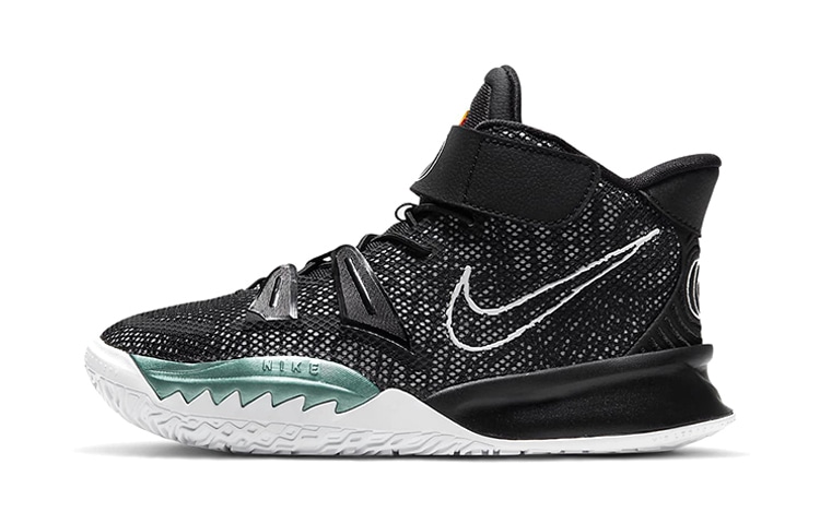 Nike Kyrie 7