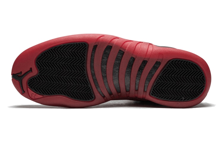 Jordan Air Jordan 12 Retro Flu Game 2016 GS — фото 6