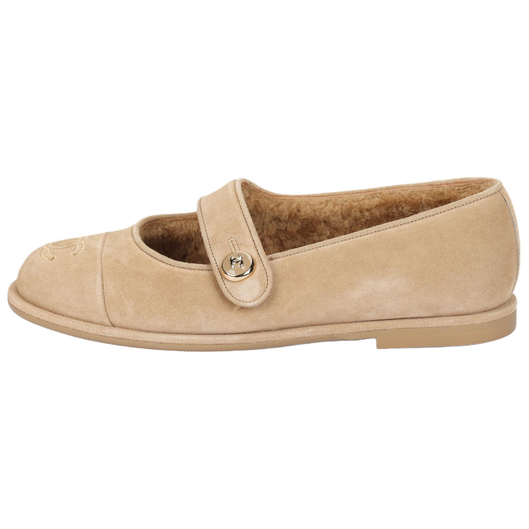 CHANEL 25B Mary Jane Beige