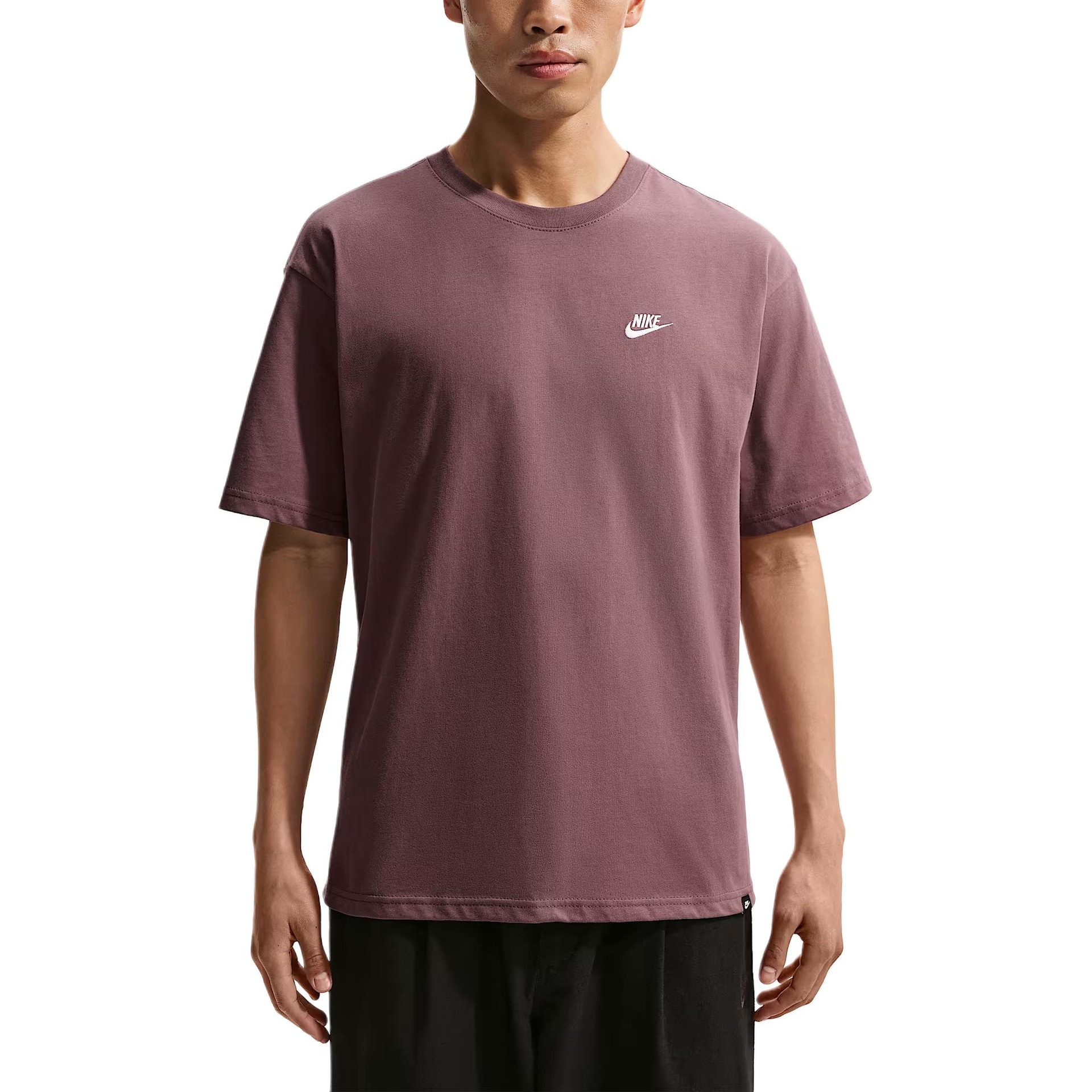 Футболка Nike Sportswear Club T
