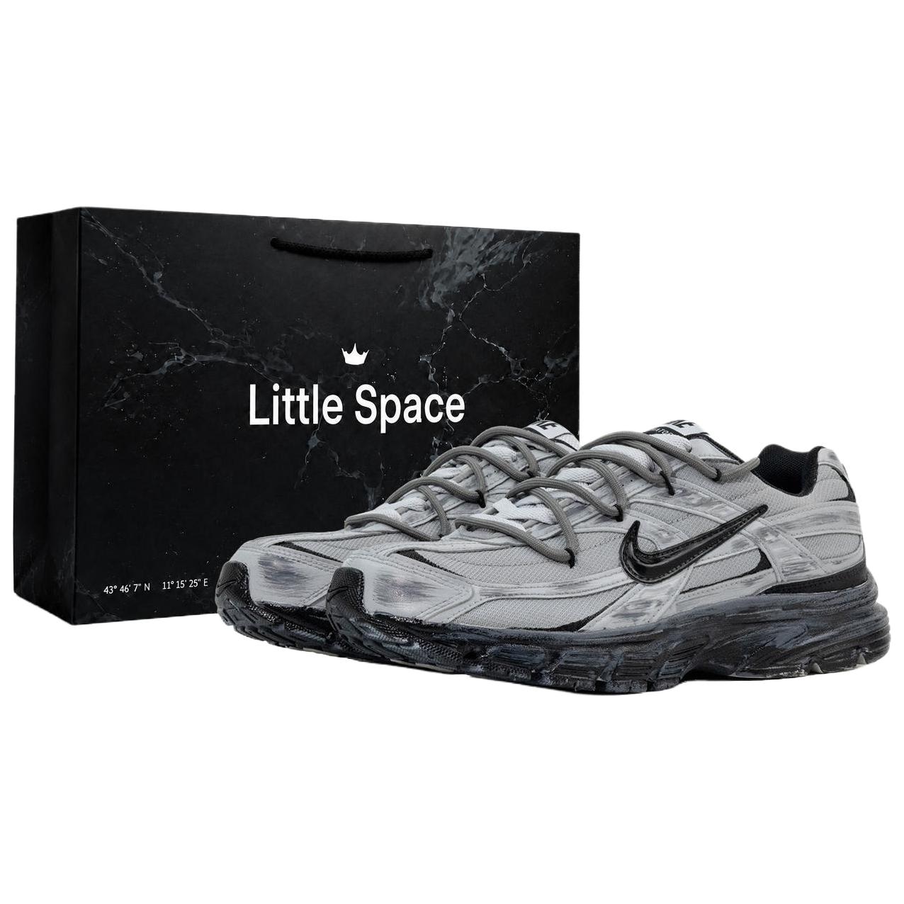 Nike Initiator