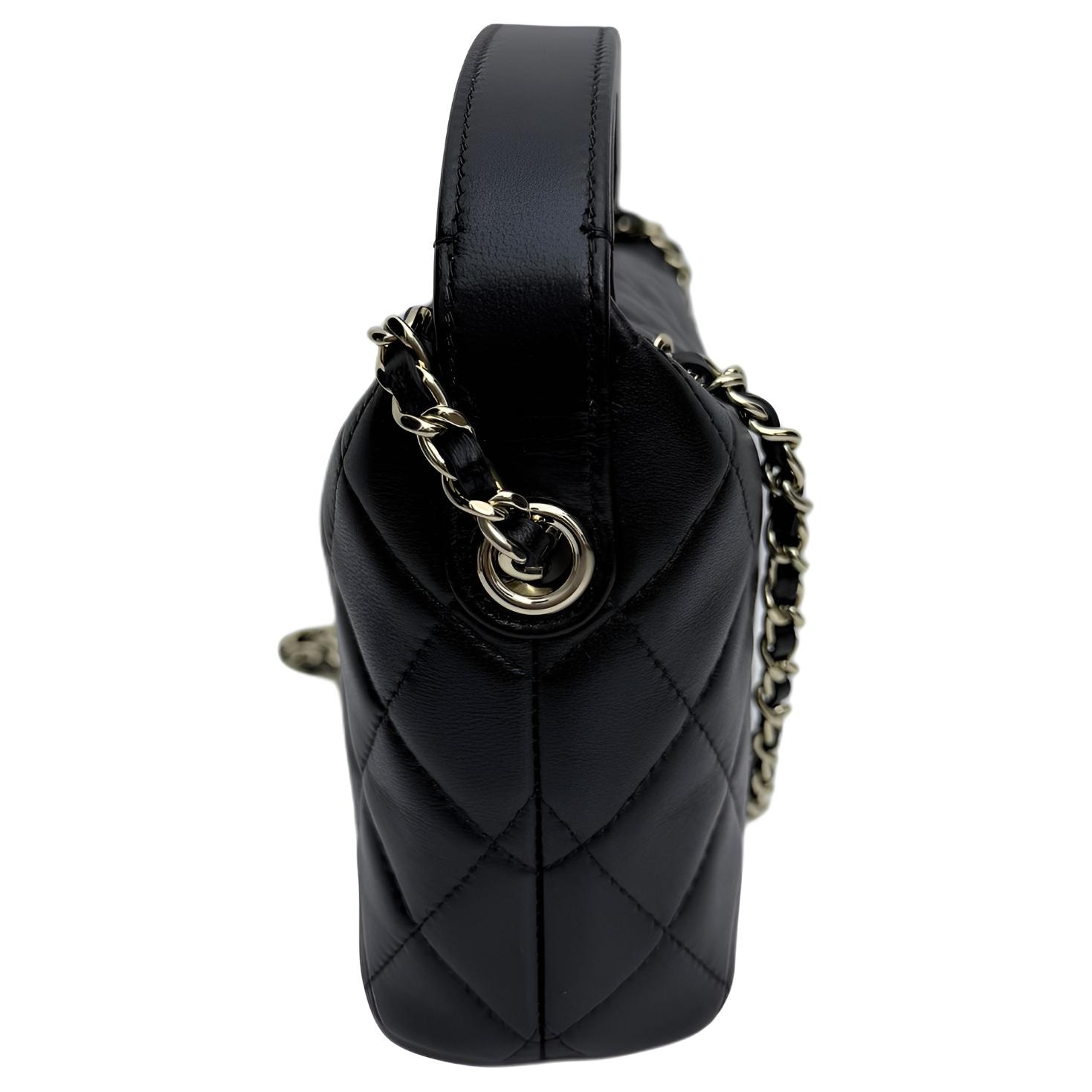 Chanel 25C C Logo Hobo — фото 1