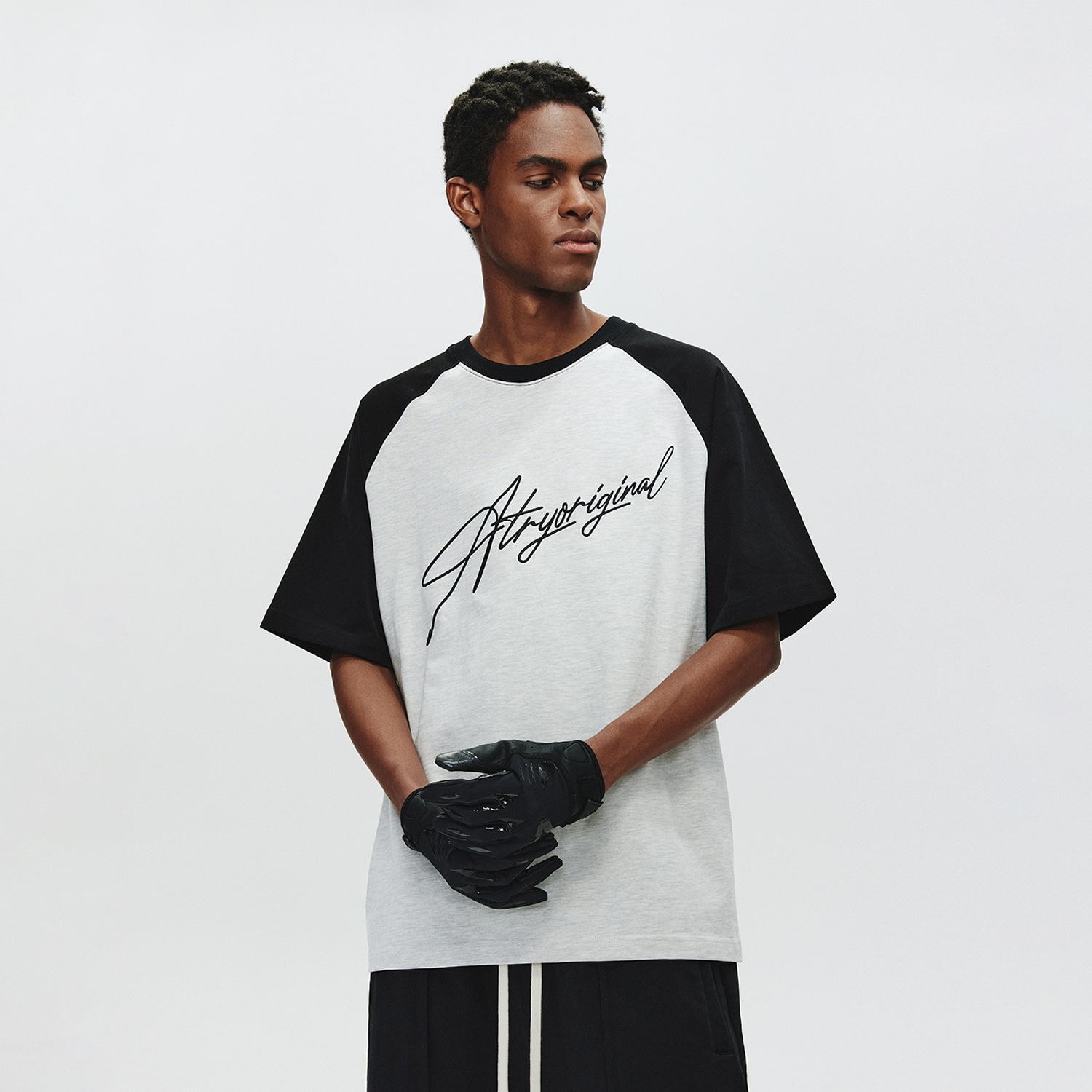 Atry Logo Series Retro Raglan Tee — фото 5