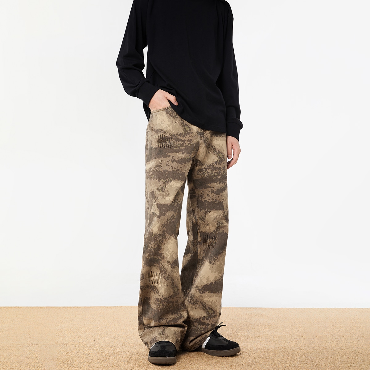 Urs Ggon Vintage Washed Embroidered Loose Flare Pants — фото 4