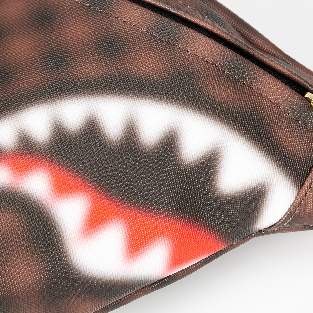 Sprayground Shark Logo Checkerboard Waist Bag Brown — фото 4