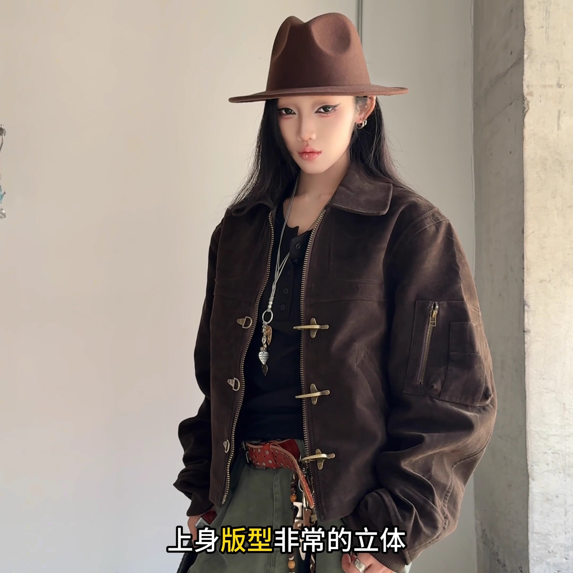 虫小绿 Chong Xiao Lv Vintage Suede Jacket — фото 5