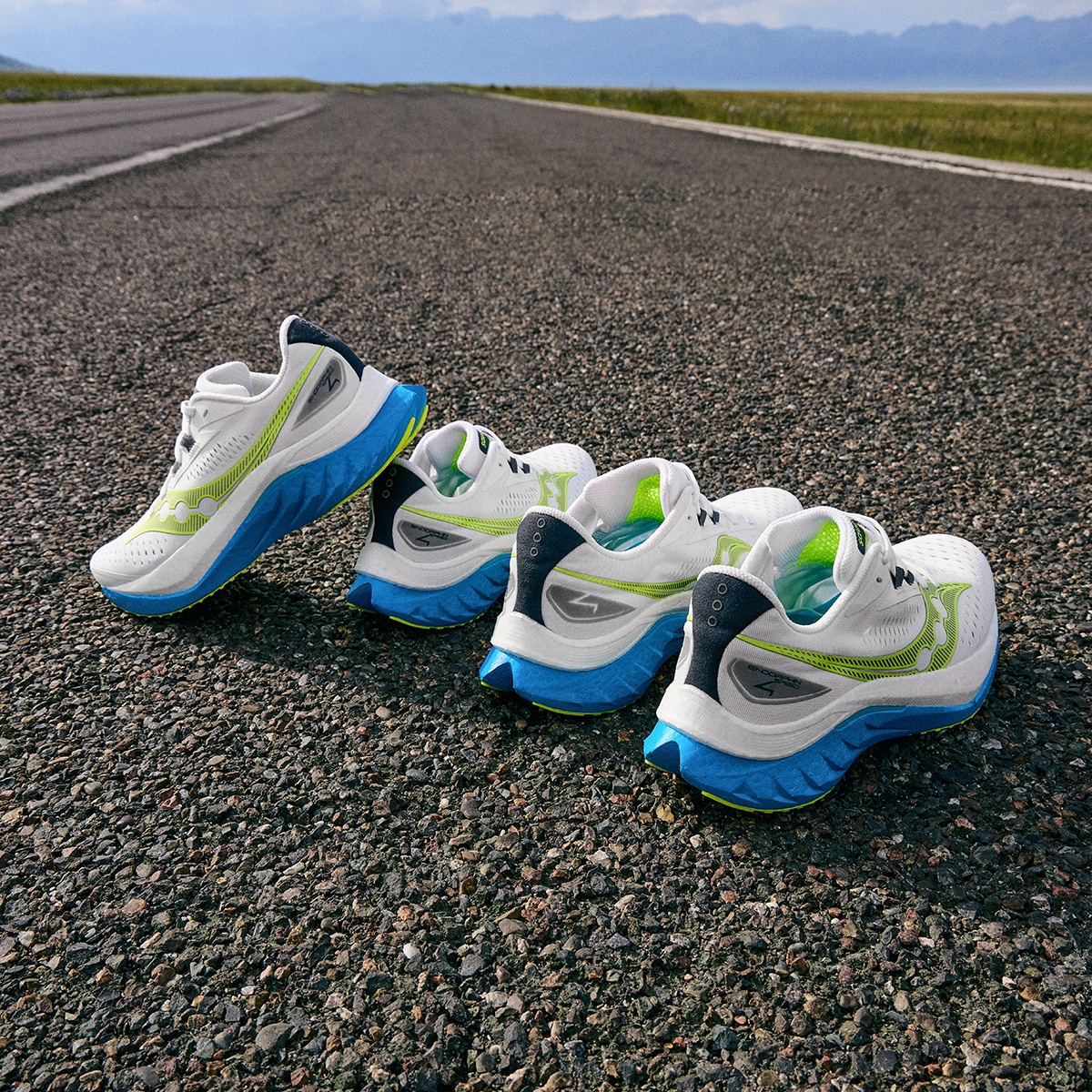 Saucony Endorphin Speed 4 White Green — фото 9