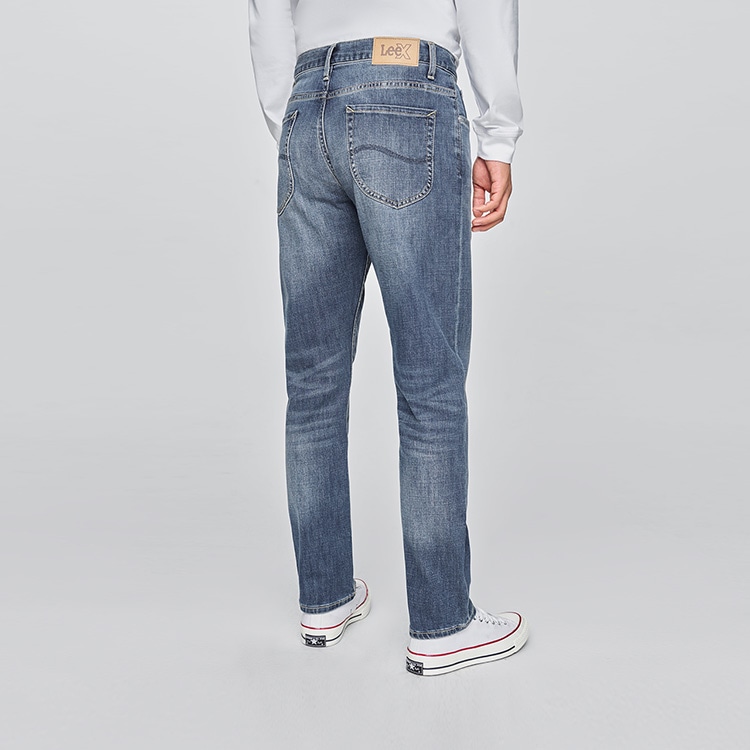 Lee FW25 726 Standard Mid-Rise Straight Five-Pocket Jeans — фото 4