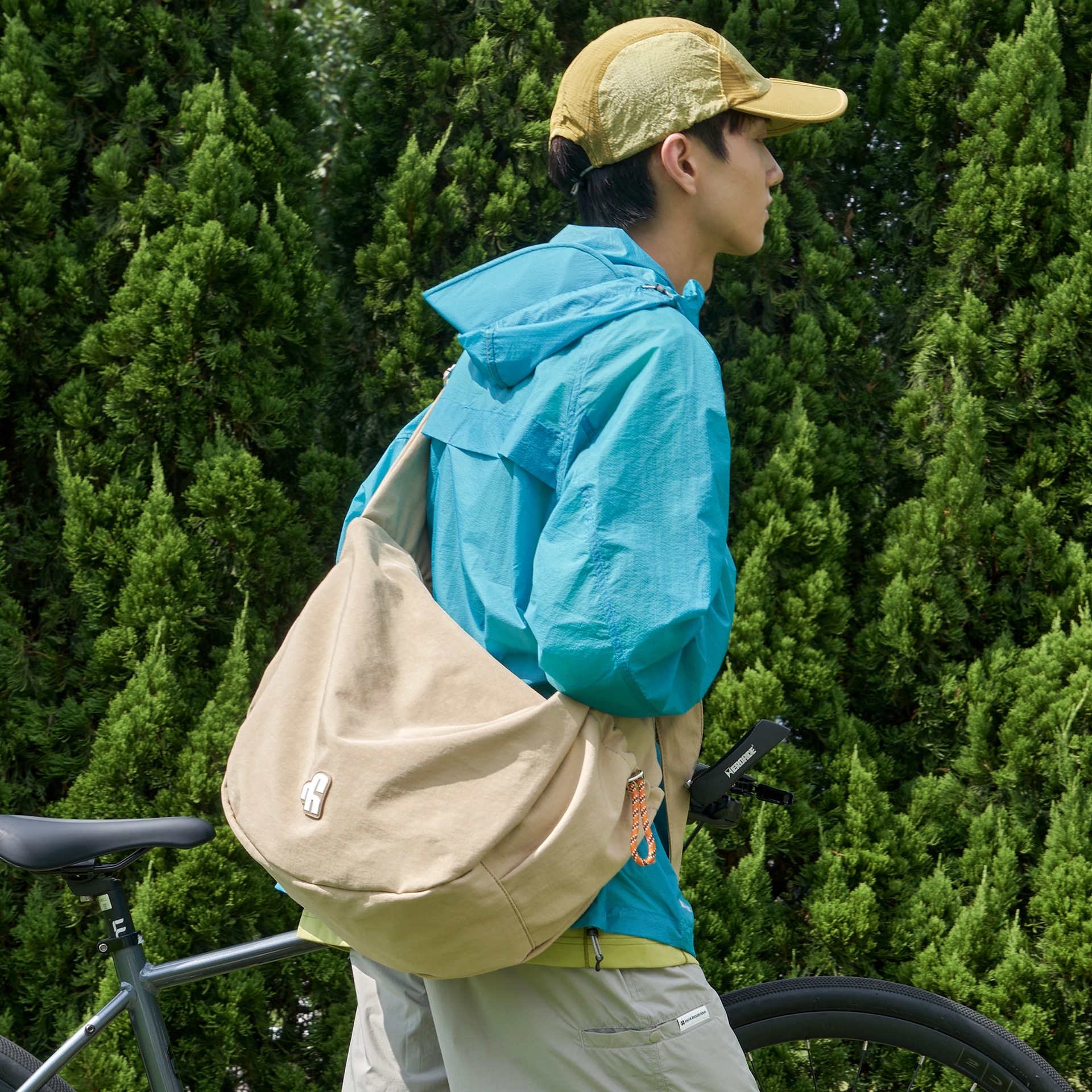 Vaoper Nylon Crossbody Bag — фото 1