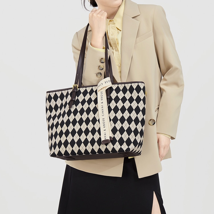 Cinvaikrose pvc Tote — фото 10
