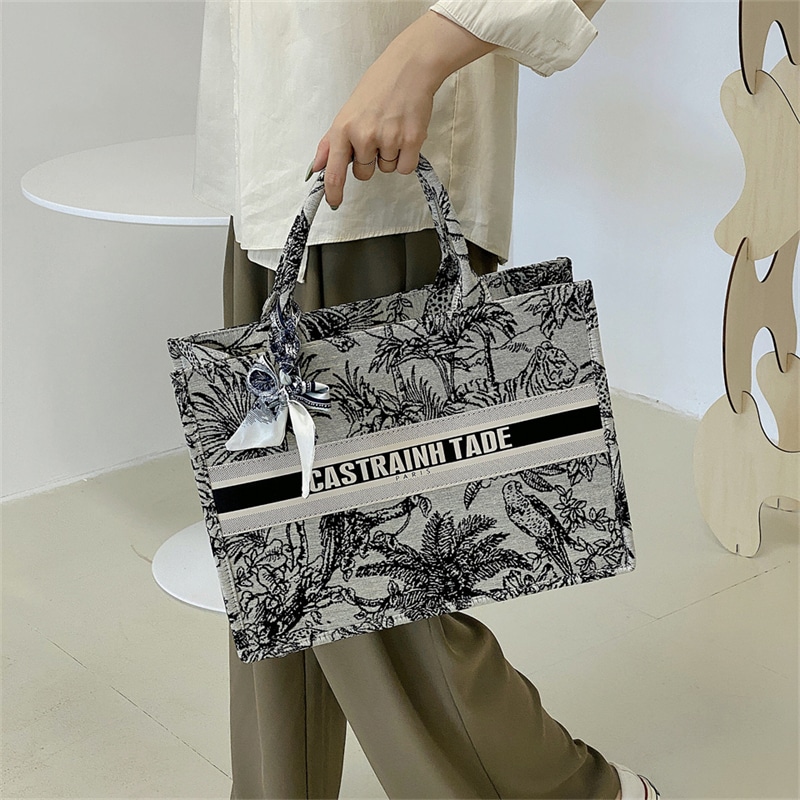 轩玺 Xuanxi Tote Bag — фото 3