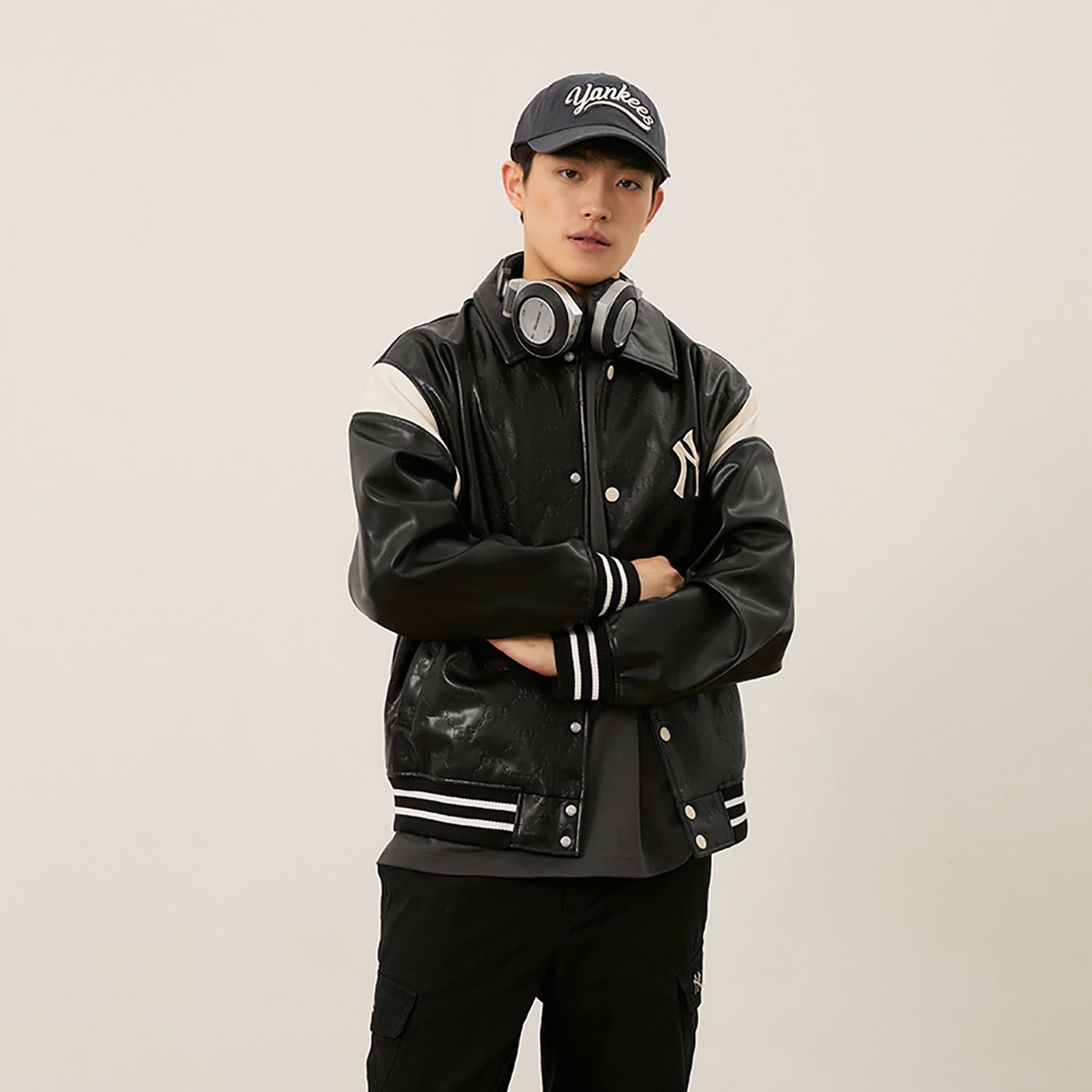 MLB Monogram Embo Dia Jacket — фото 2