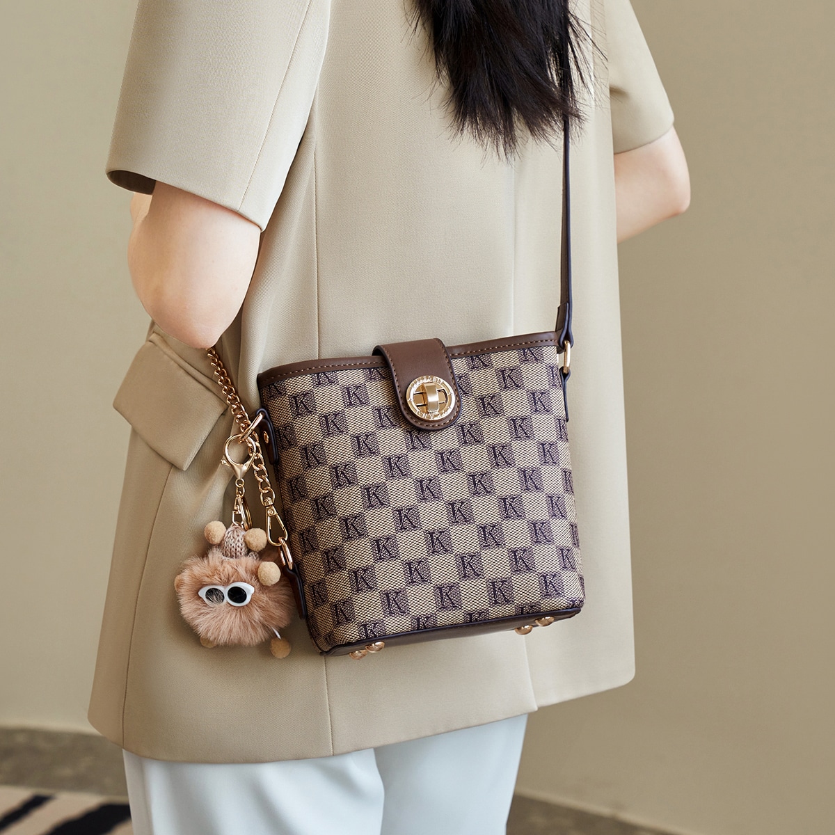 Aokang Vintage PVC Bucket Bag — фото 3