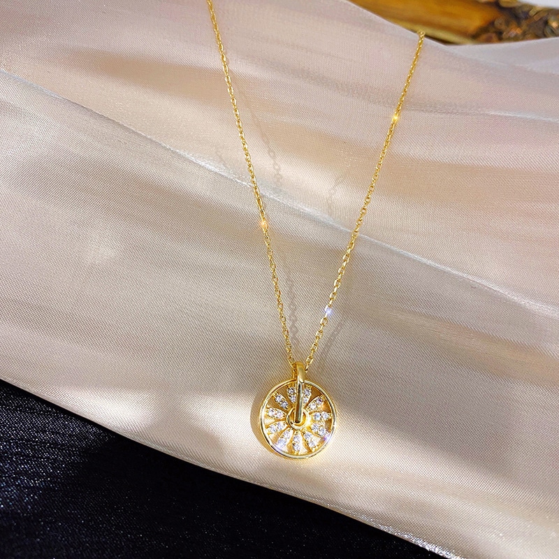 King Of Bling Pinwheel Necklace — фото 4