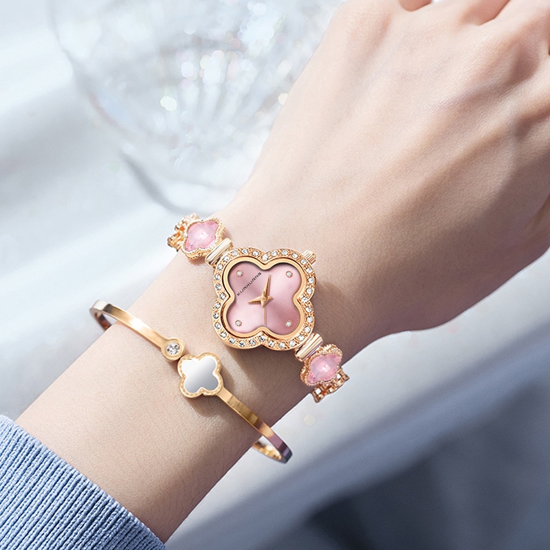 Kun Huang Four Leaf Clover Bracelet Watch — фото 4