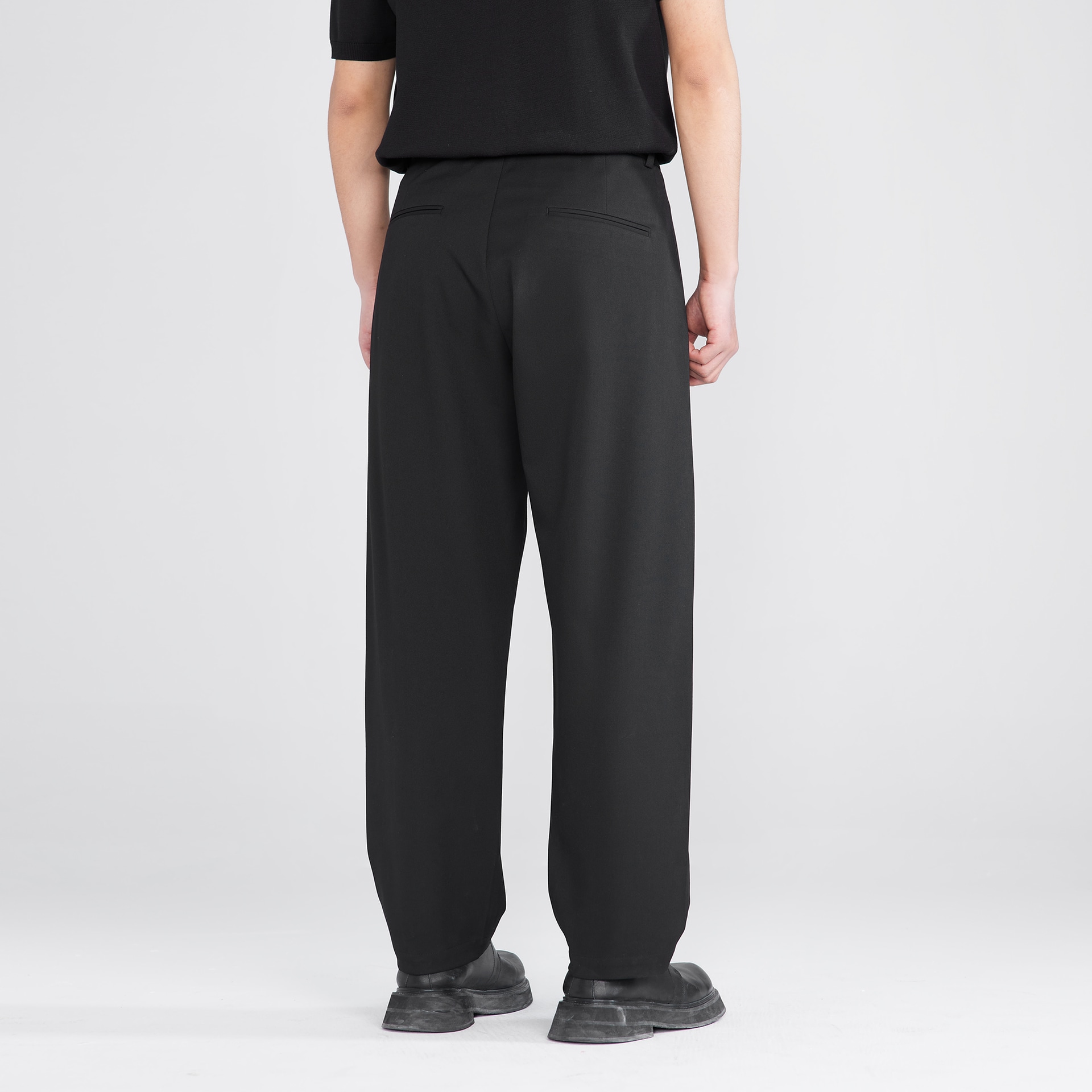 Herbel Pleated Straight Casual Pants Black — фото 7