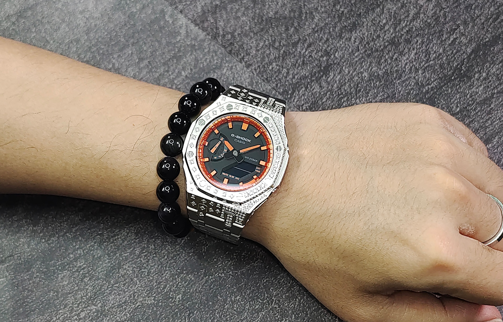 Casio GA2100 Diamond Silver Stainless Steel — фото 7