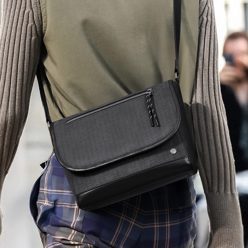 Bvp Classic Messenger Bag Black — фото 4