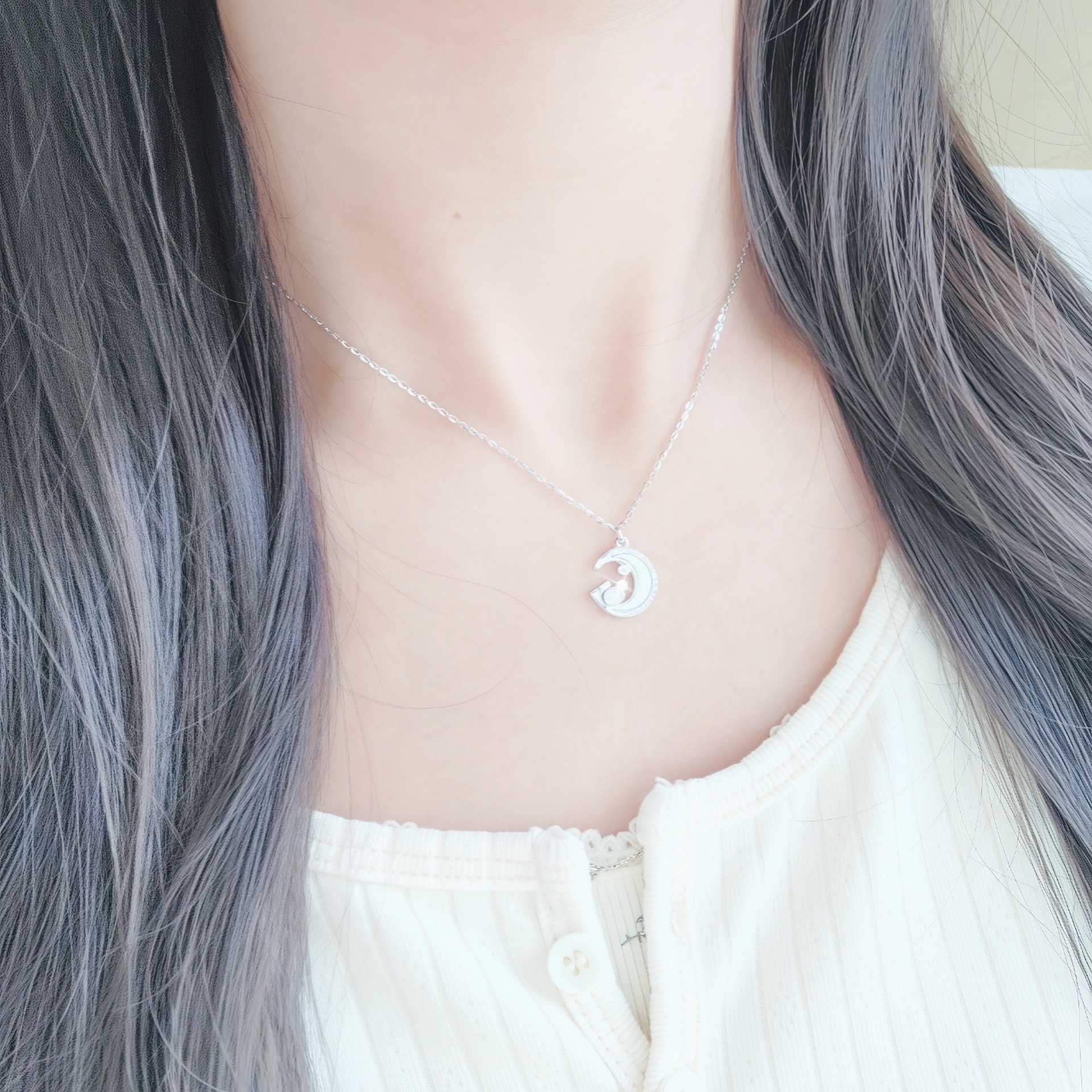 Disney Mickey Dreamy Star Moon Necklace — фото 9