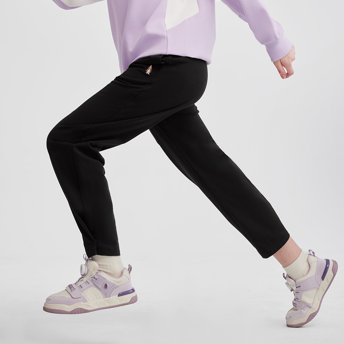 Hush Puppies SS25 Logo — фото 3